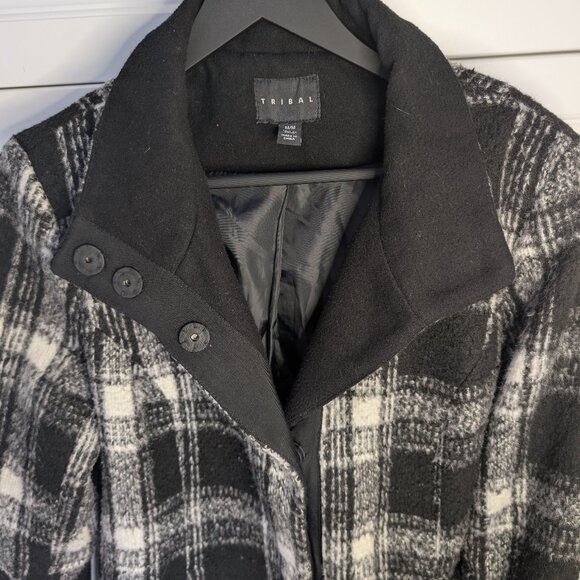 Tribal Wool-Blend Pea Coat Black & White Plaid Pattern Size Medium - Picture 3 of 13